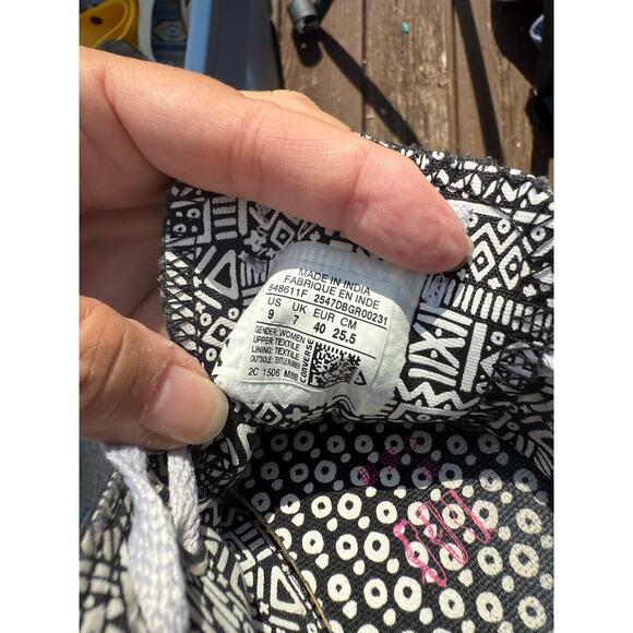 Converse Women’s All Star Canvas Shoes Sz 8 Sneakers Casual Shoes Walking Shoe - Picture 10 of 13